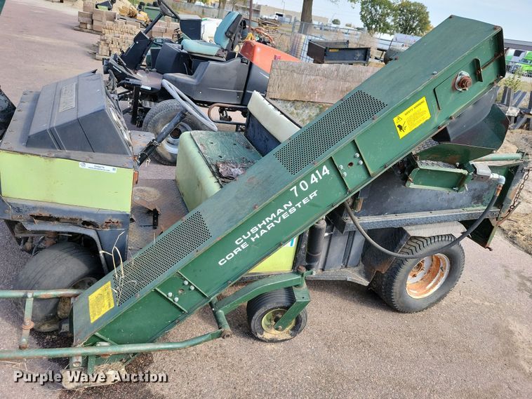 image for item OH9279 Cushman utility vehicle