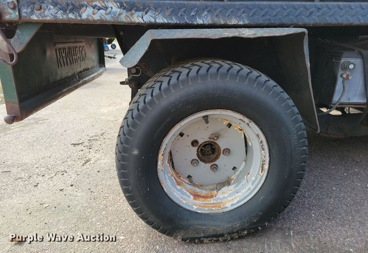 image for item OH9279 Cushman utility vehicle