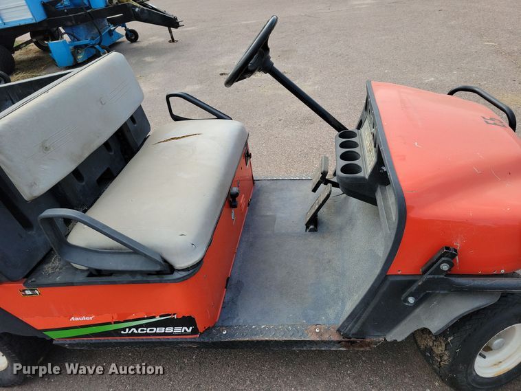 image for item OH9281 Jacobsen utility vehicle