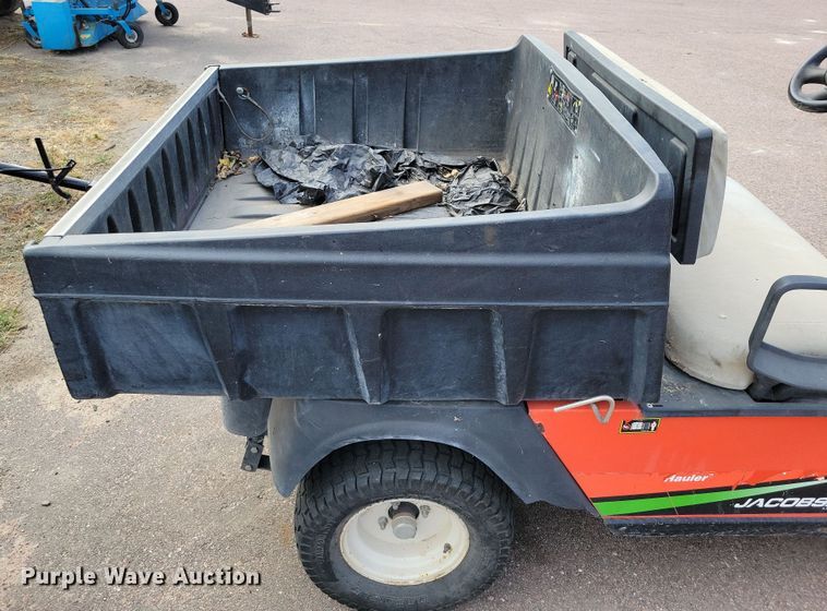 image for item OH9281 Jacobsen utility vehicle