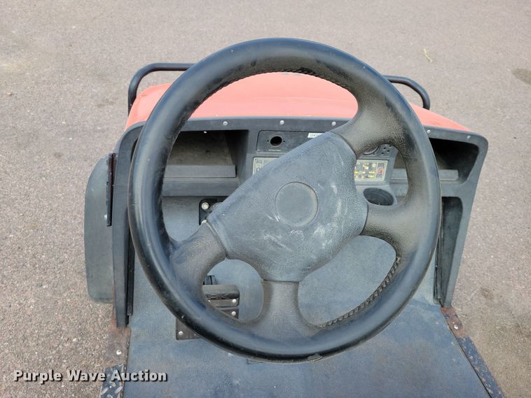 image for item OH9281 Jacobsen utility vehicle