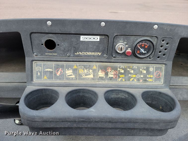 image for item OH9281 Jacobsen utility vehicle