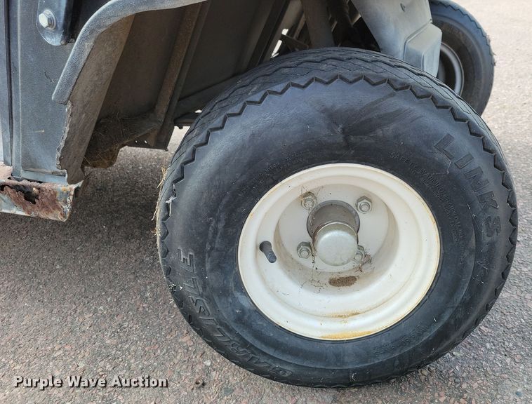 image for item OH9281 Jacobsen utility vehicle