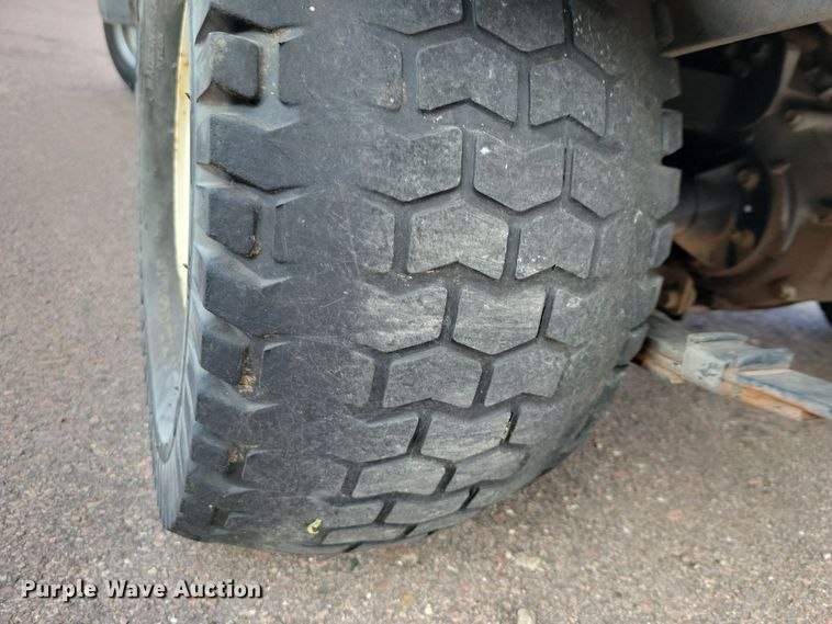 image for item OH9281 Jacobsen utility vehicle