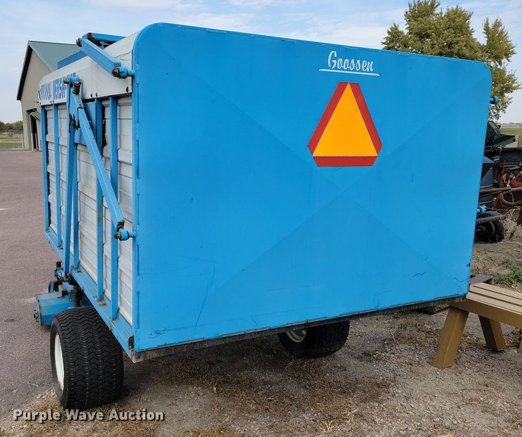 image for item OH9284 Goosen Versa-Vac turf sweeper