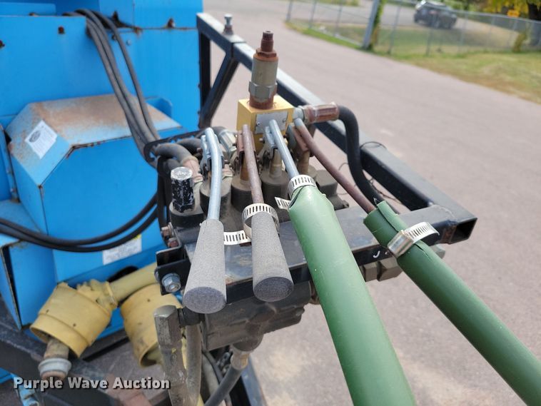 image for item OH9284 Goosen Versa-Vac turf sweeper