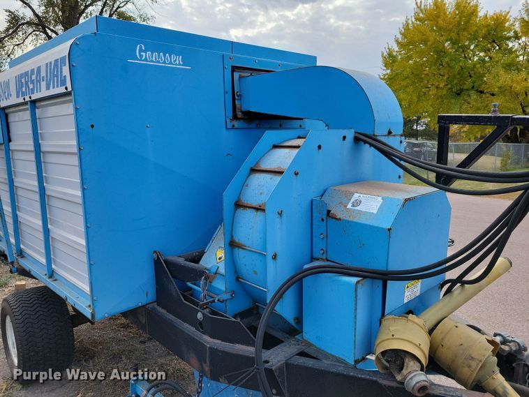 image for item OH9284 Goosen Versa-Vac turf sweeper