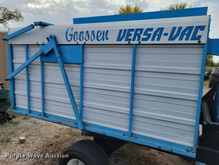 image for item OH9284 Goosen Versa-Vac turf sweeper