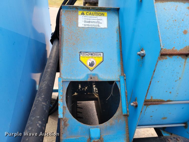 image for item OH9284 Goosen Versa-Vac turf sweeper