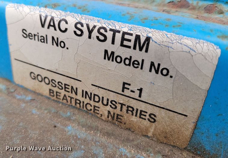 image for item OH9284 Goosen Versa-Vac turf sweeper