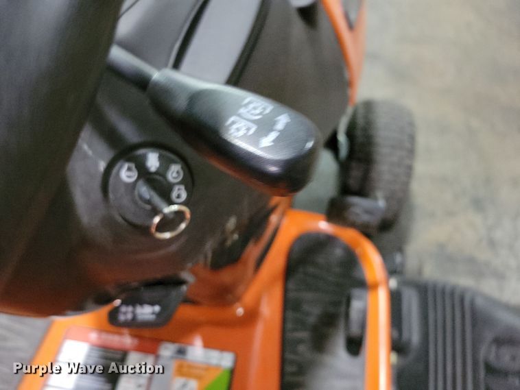 image for item OH9291 2015 Ariens lawn mower