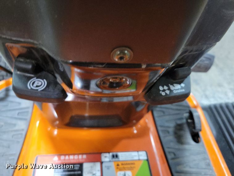 image for item OH9291 2015 Ariens lawn mower