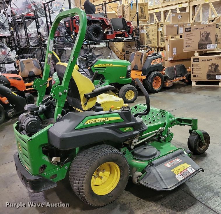 image for item OH9295 2015 John Deere Z925M ZTR lawn mower