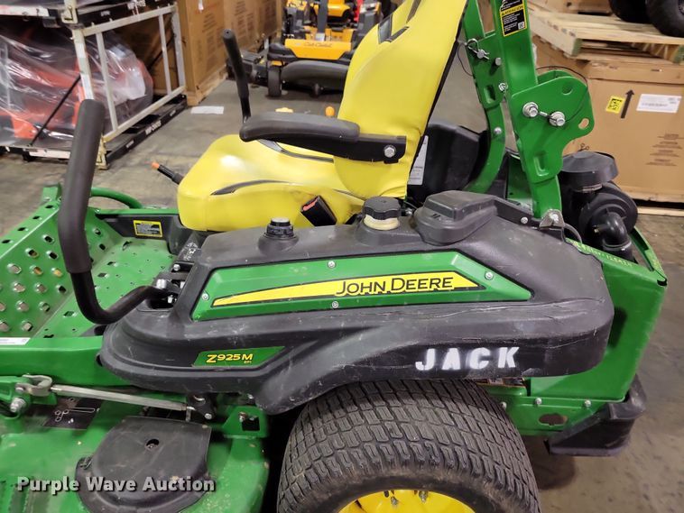 image for item OH9295 2015 John Deere Z925M ZTR lawn mower