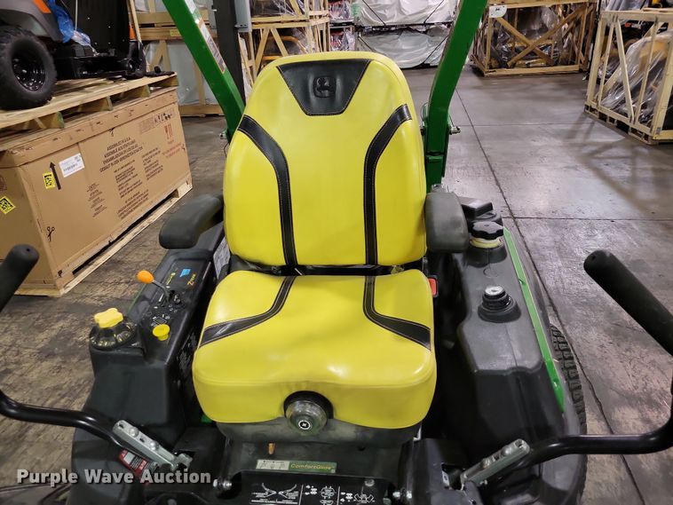 image for item OH9295 2015 John Deere Z925M ZTR lawn mower