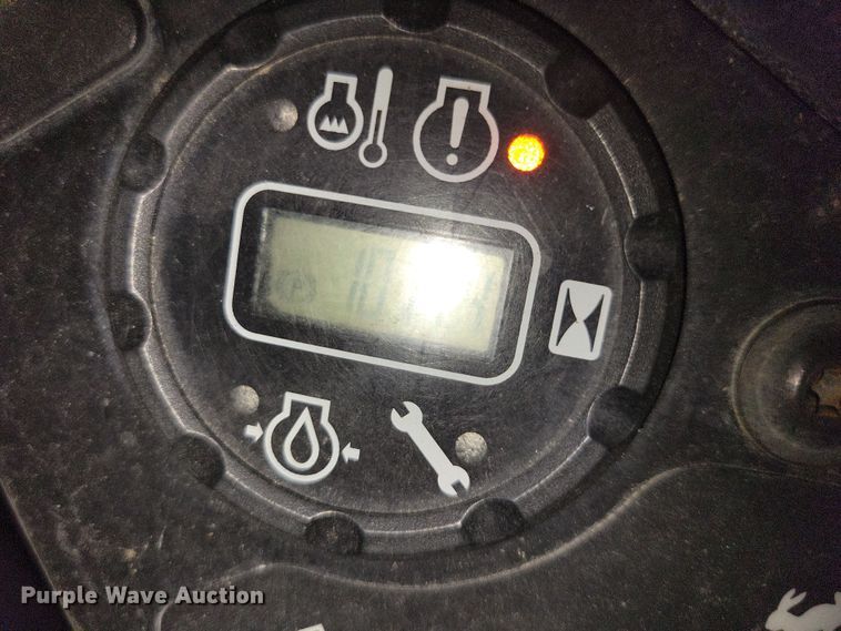 image for item OH9295 2015 John Deere Z925M ZTR lawn mower