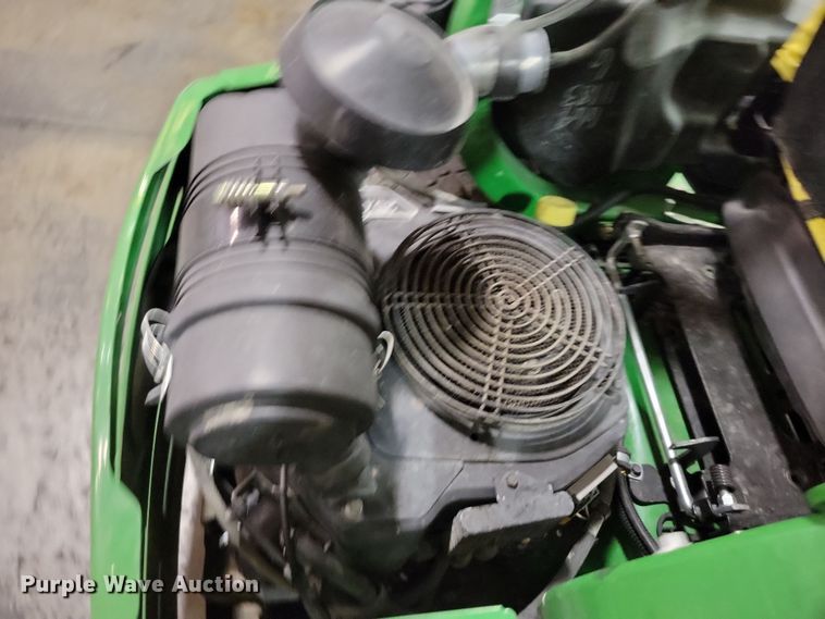 image for item OH9295 2015 John Deere Z925M ZTR lawn mower