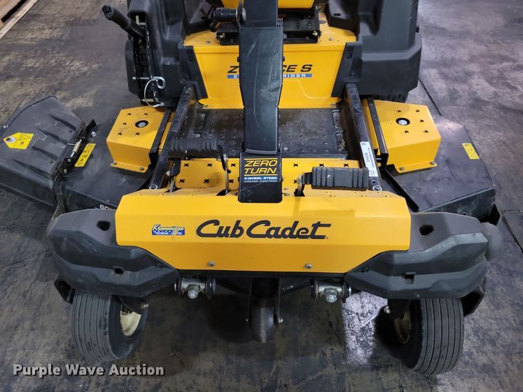 image for item OH9296 2016 Cub Cadet Z-Force S lawn mower