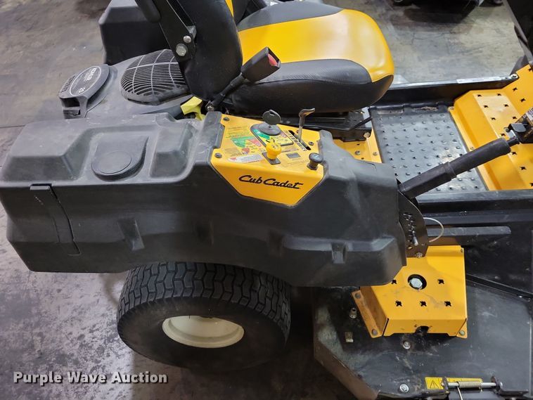 image for item OH9296 2016 Cub Cadet Z-Force S lawn mower