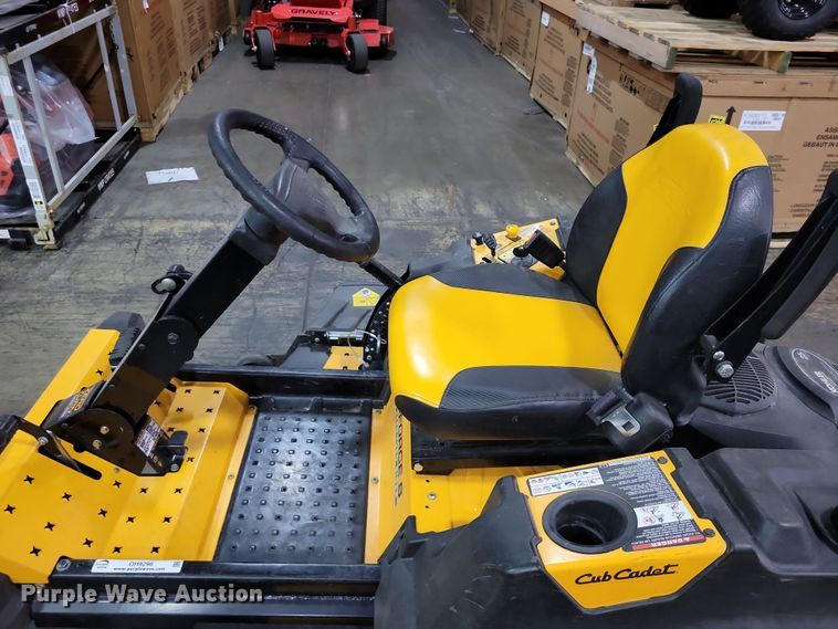image for item OH9296 2016 Cub Cadet Z-Force S lawn mower