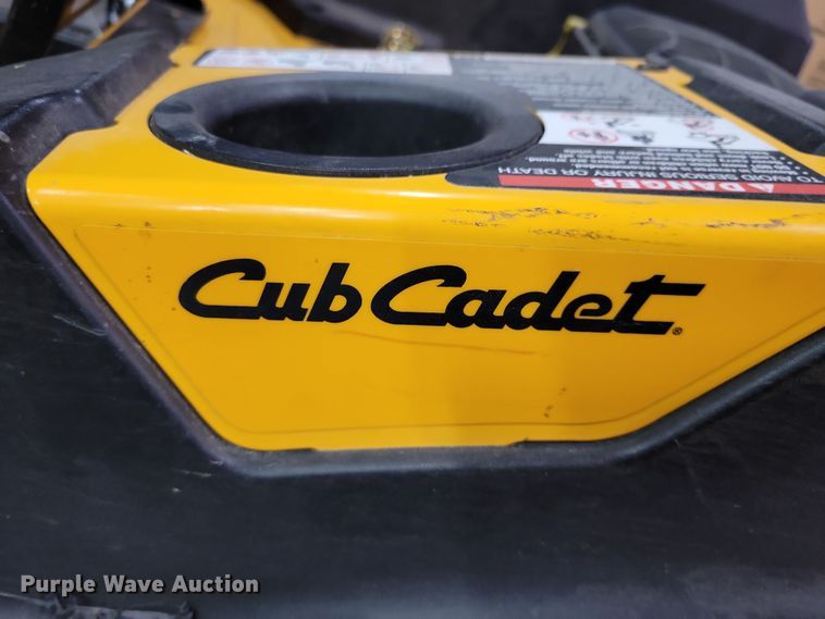 image for item OH9296 2016 Cub Cadet Z-Force S lawn mower