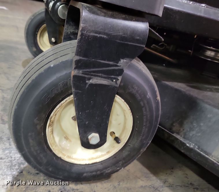 image for item OH9296 2016 Cub Cadet Z-Force S lawn mower