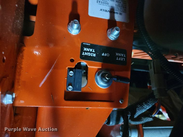 image for item OH9298 Gravely 600 ZTR lawn mower