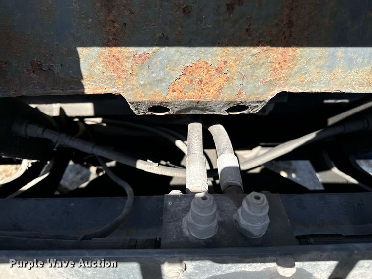 image for item OJ9466 PiggyBack Princeton forklift