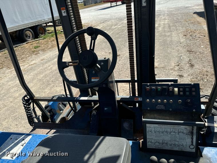 image for item OJ9466 PiggyBack Princeton forklift