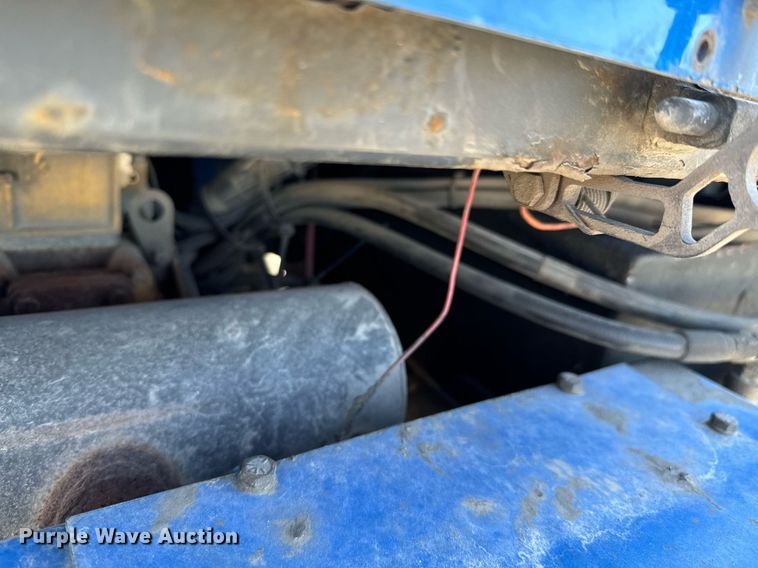 image for item OJ9466 PiggyBack Princeton forklift