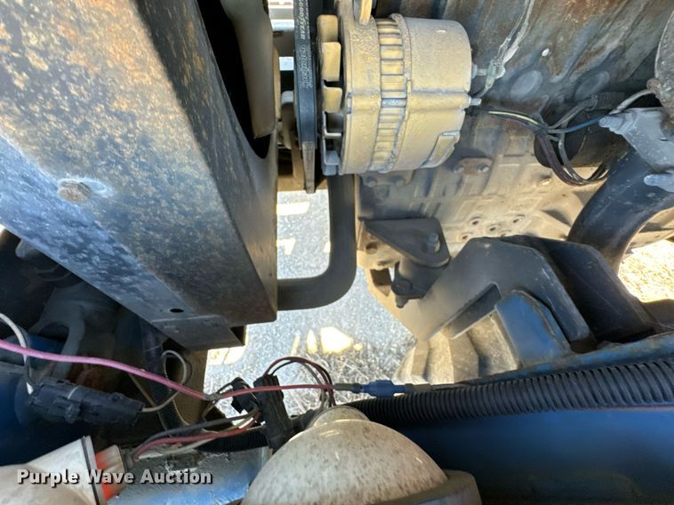 image for item OJ9466 PiggyBack Princeton forklift