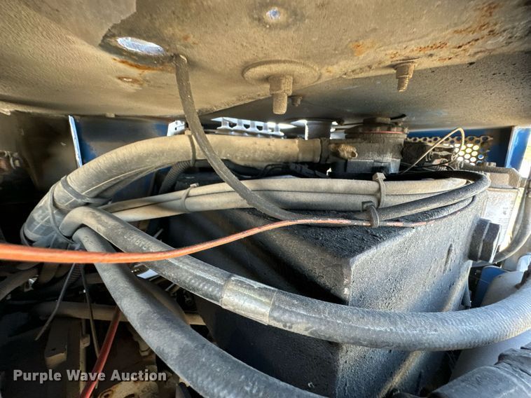 image for item OJ9466 PiggyBack Princeton forklift