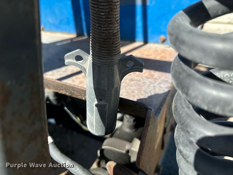 image for item OJ9466 PiggyBack Princeton forklift