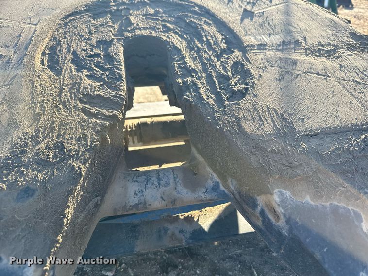 image for item ZA0512 (2) fifth wheel plates