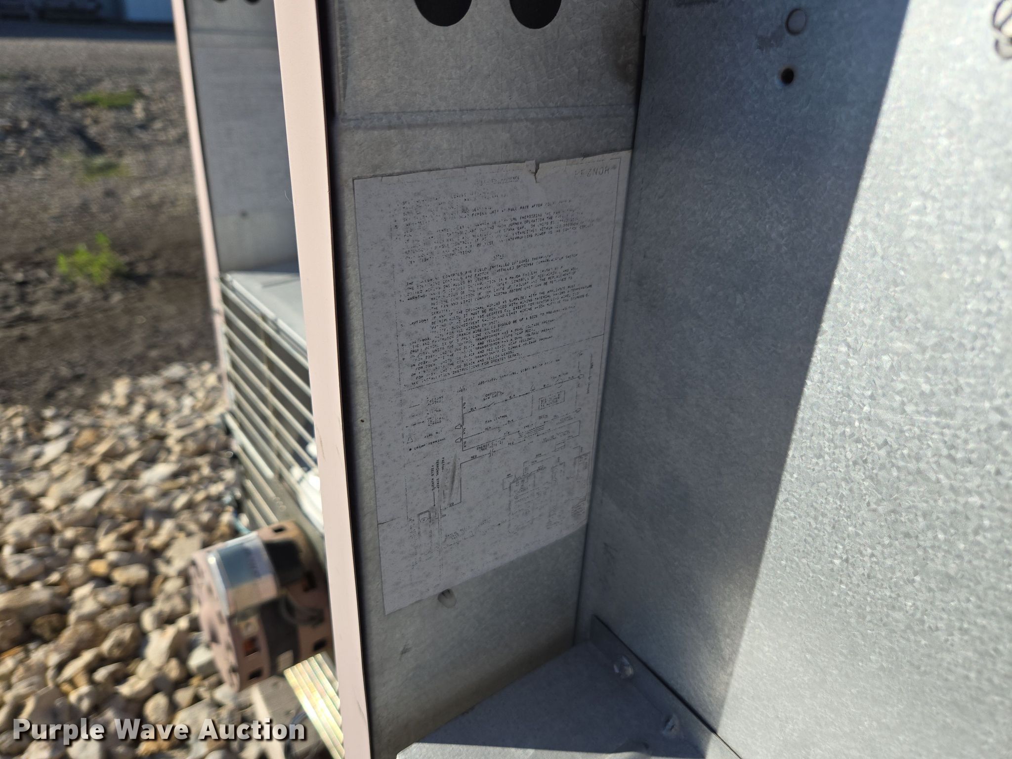 (2) Reznor heaters in Wamego, KS Item EE7854 for sale Purple Wave