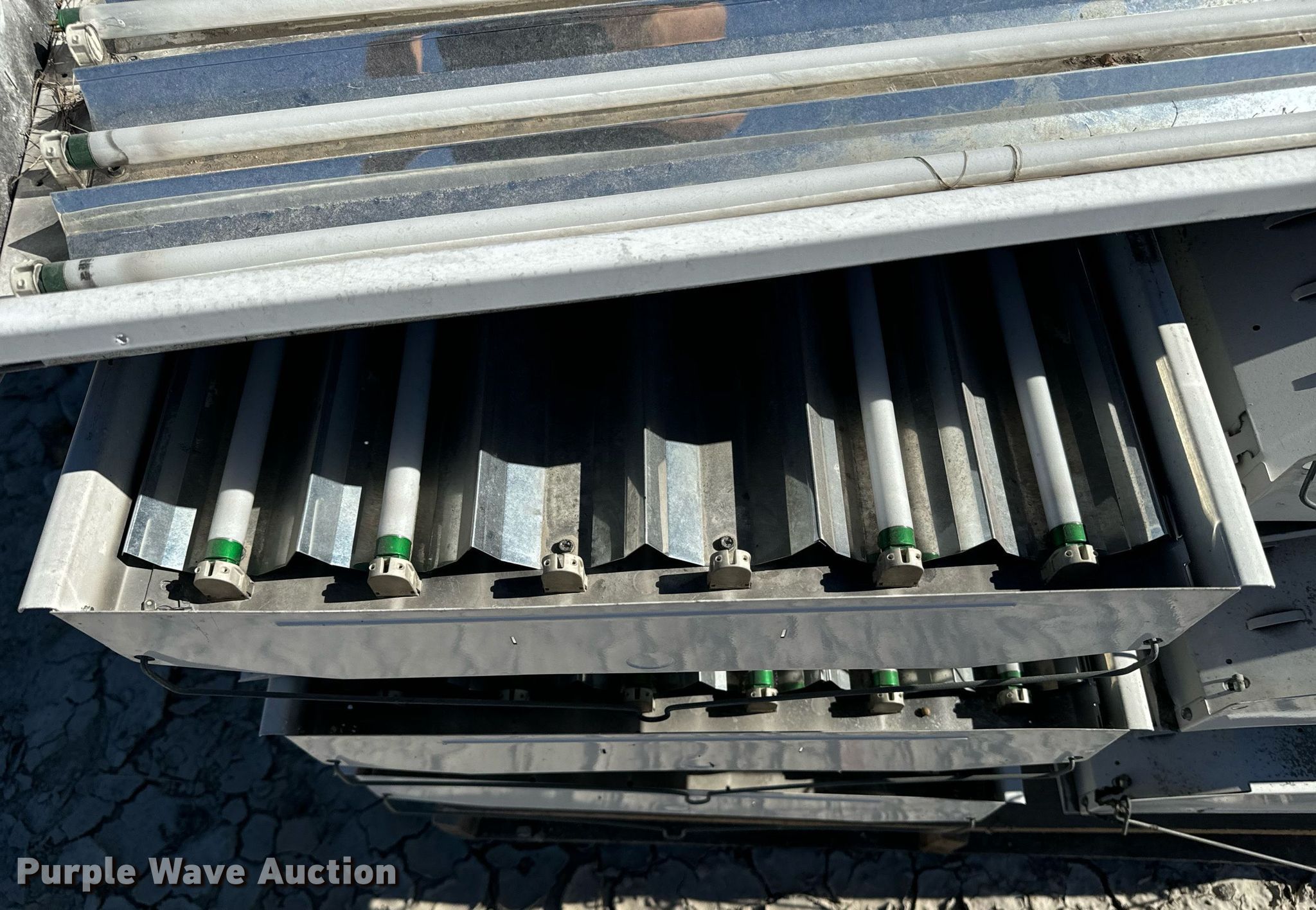 Approximately 14 light fixtures in Wamego, KS Item EE7857 for sale