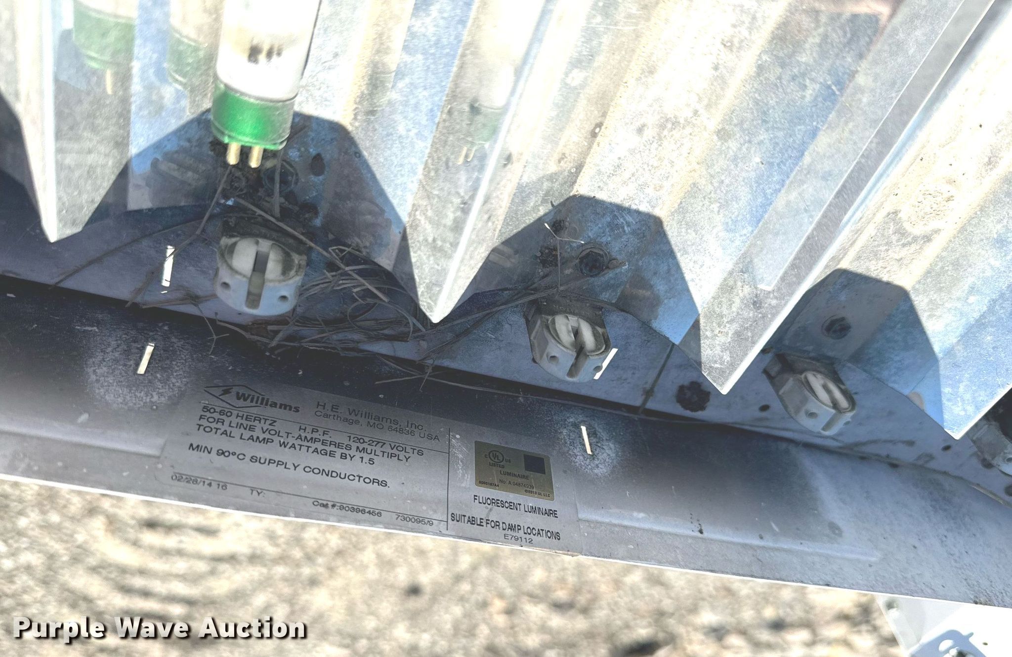 Approximately 14 light fixtures in Wamego, KS Item EE7857 for sale