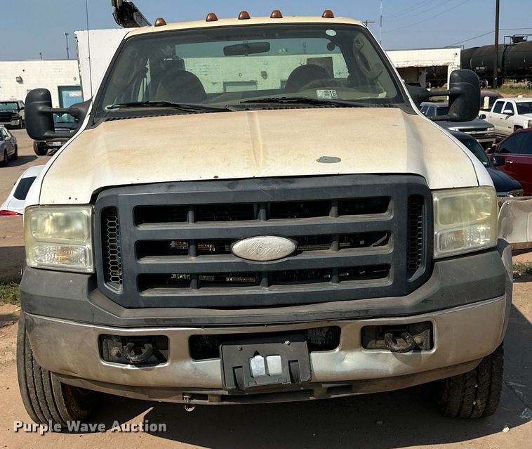 image for item DD3315 2007 Ford F450 Super Duty XL utility / service truck