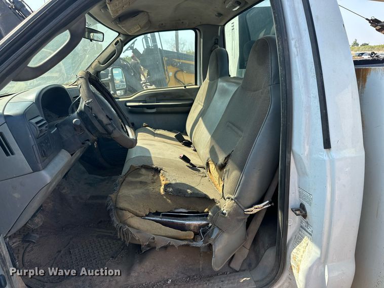 image for item DD3315 2007 Ford F450 Super Duty XL utility / service truck