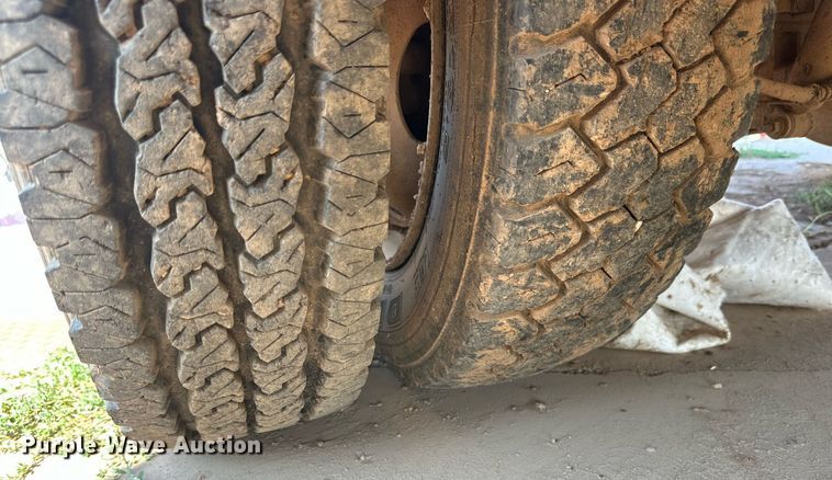 image for item DD3315 2007 Ford F450 Super Duty XL utility / service truck