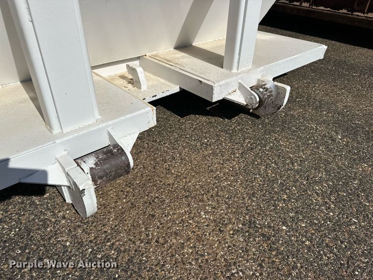 image for item DD3404 Roll-off dumpster