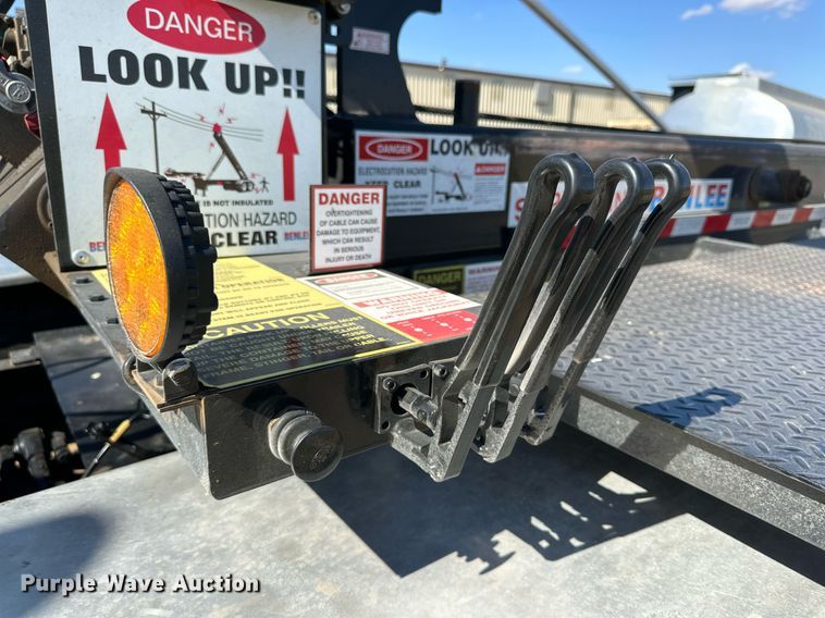 image for item DD3405 2025 Benlee TASLDS33F roll-off container trailer