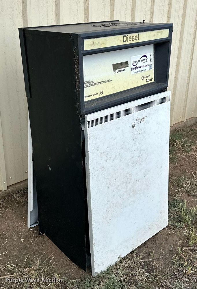 image for item DD3412 Atlas Gas Boy diesel pump