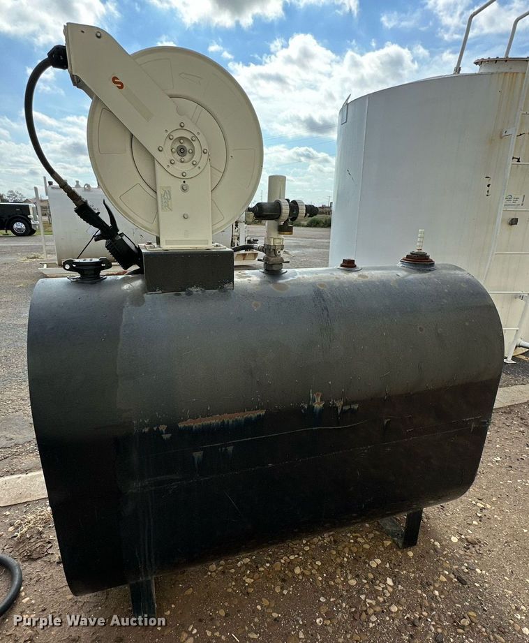 image for item DD3417 Wendland MFG oil tank