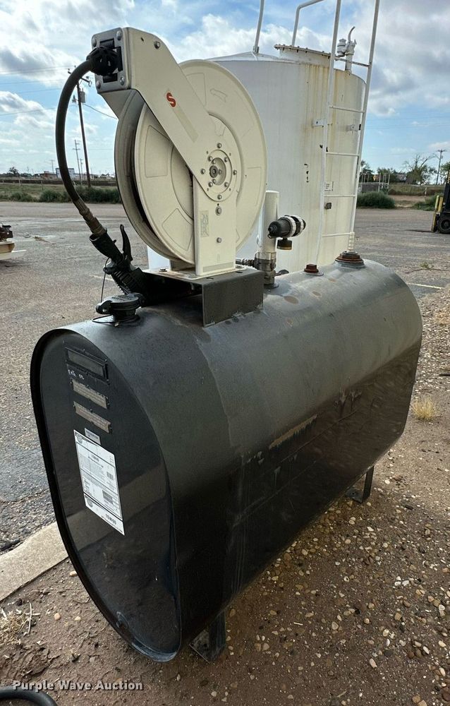 image for item DD3417 Wendland MFG oil tank