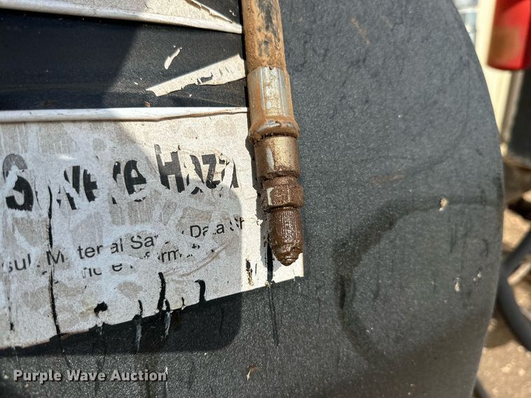 image for item DD3417 Wendland MFG oil tank