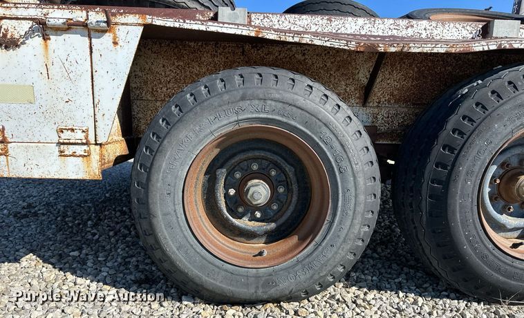 image for item DL0479 1992 Kiefer pole trailer