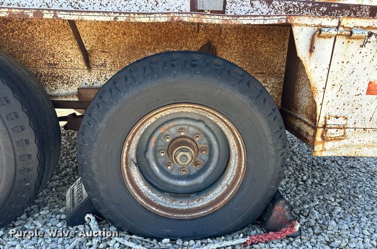 image for item DL0479 1992 Kiefer pole trailer