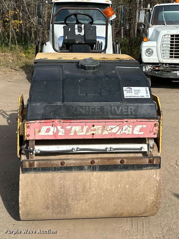 image for item DN0815 1996 Dynapac  CC102 double drum vibratory roller