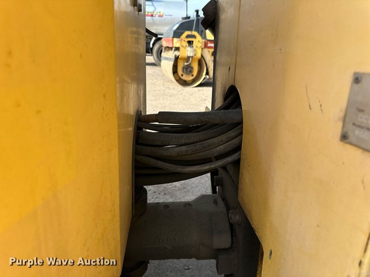 image for item DN0816 2005 Dynapac  CC122 double drum vibratory roller